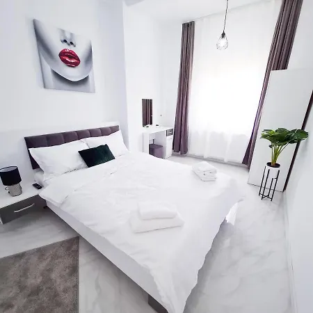 Mvm Apartamente Si Garsoniere Apartament